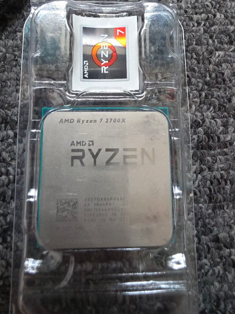 AMD Ryzen 7 2700X CPU + クーラー