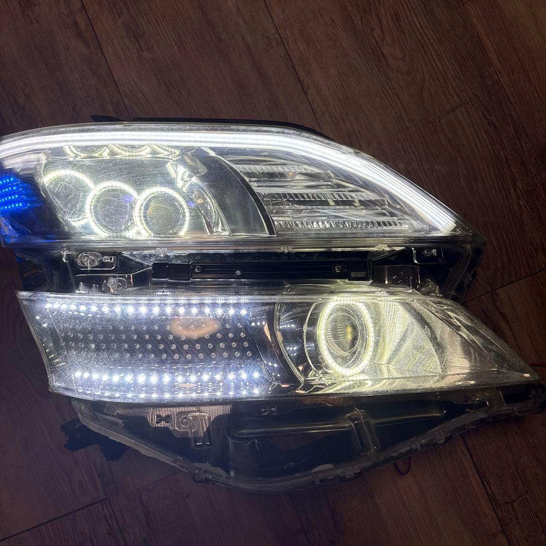 送料込み　20 ヴェルファイア ヘッドライト カスタム　運転席側