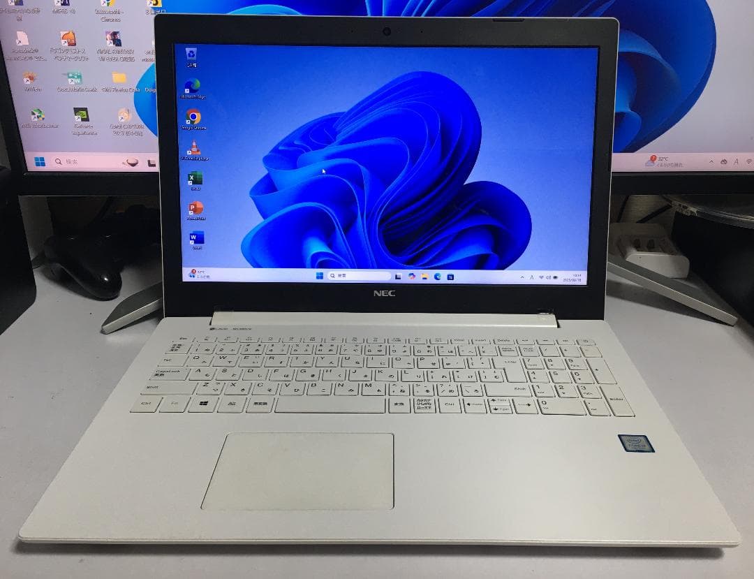 Windowsノート本体 NEC LAVIE NS300/K Windows11