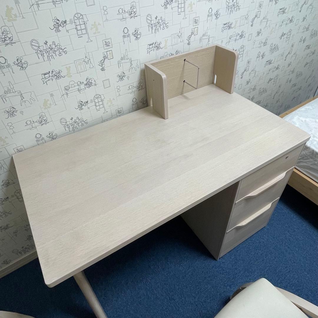 カリモク　学習机《コーディ》限定色