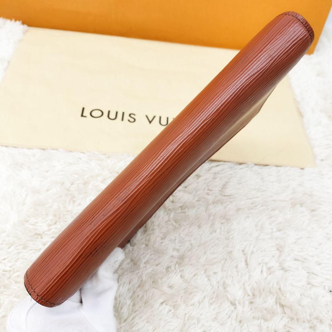 正規品 美品 ルイヴィトン セカンドバッグ セリエドラゴンヌ エピ M52762