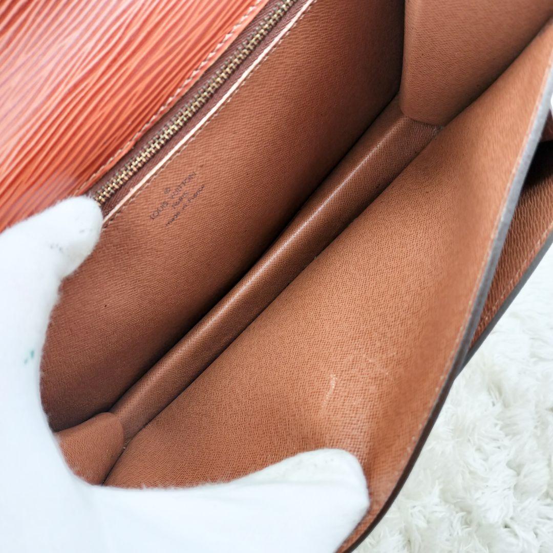 正規品 美品 ルイヴィトン セカンドバッグ セリエドラゴンヌ エピ M52762