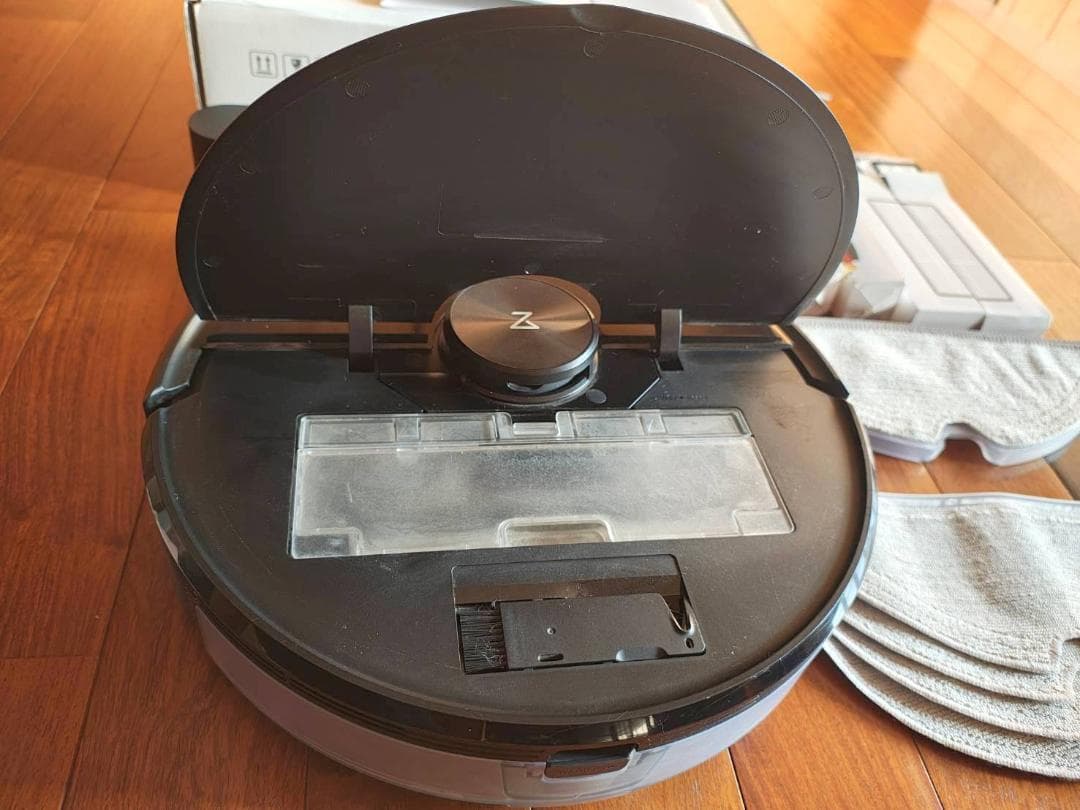 新品消耗品多数付き！ Roborock S6 MaxV 水拭き対応 ロボロック