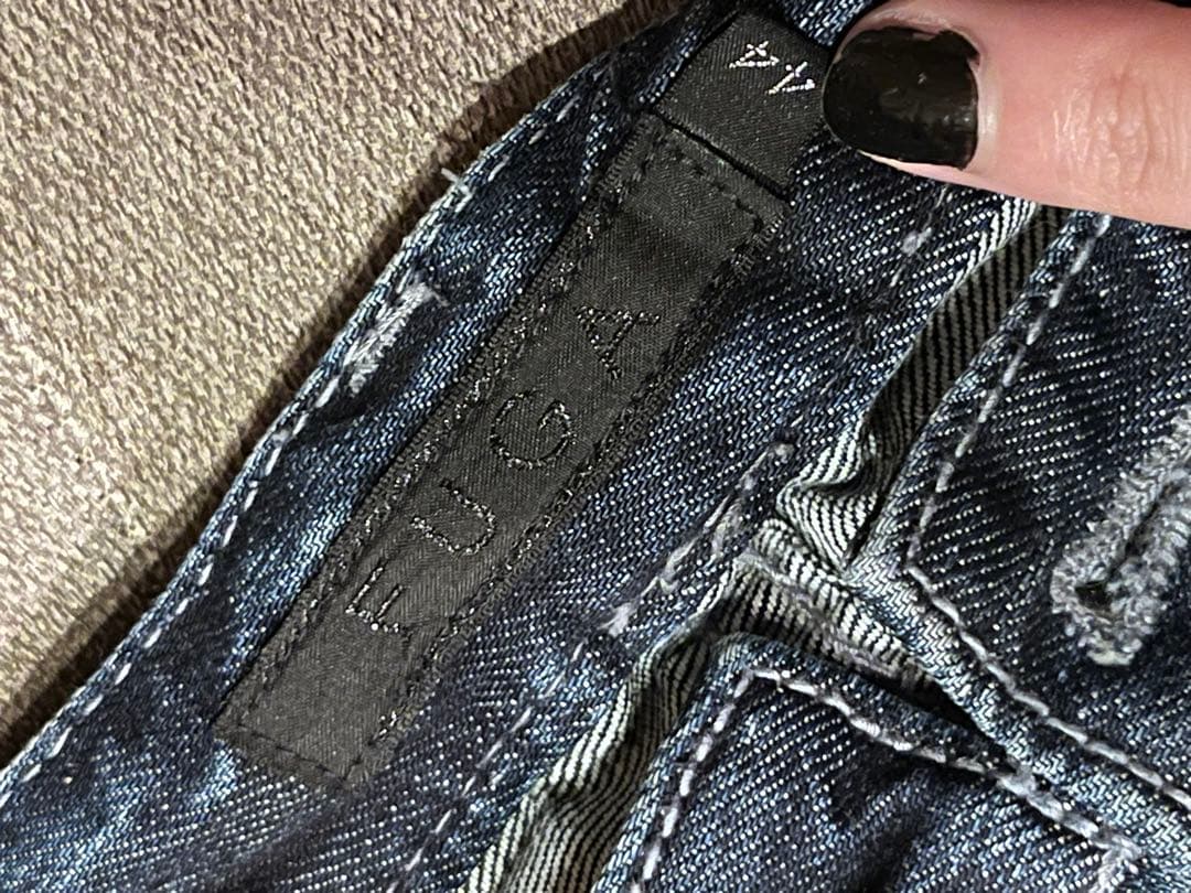 FUGA 鬼ヒゲ フレアダメージデニム