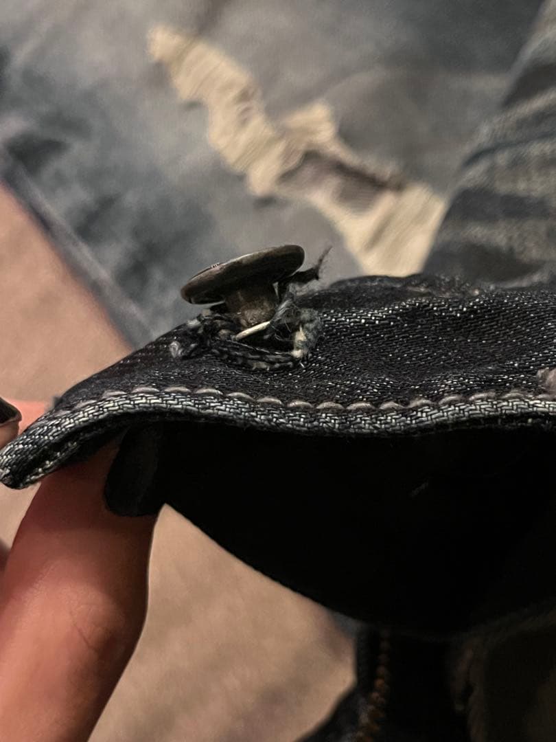 FUGA 鬼ヒゲ フレアダメージデニム