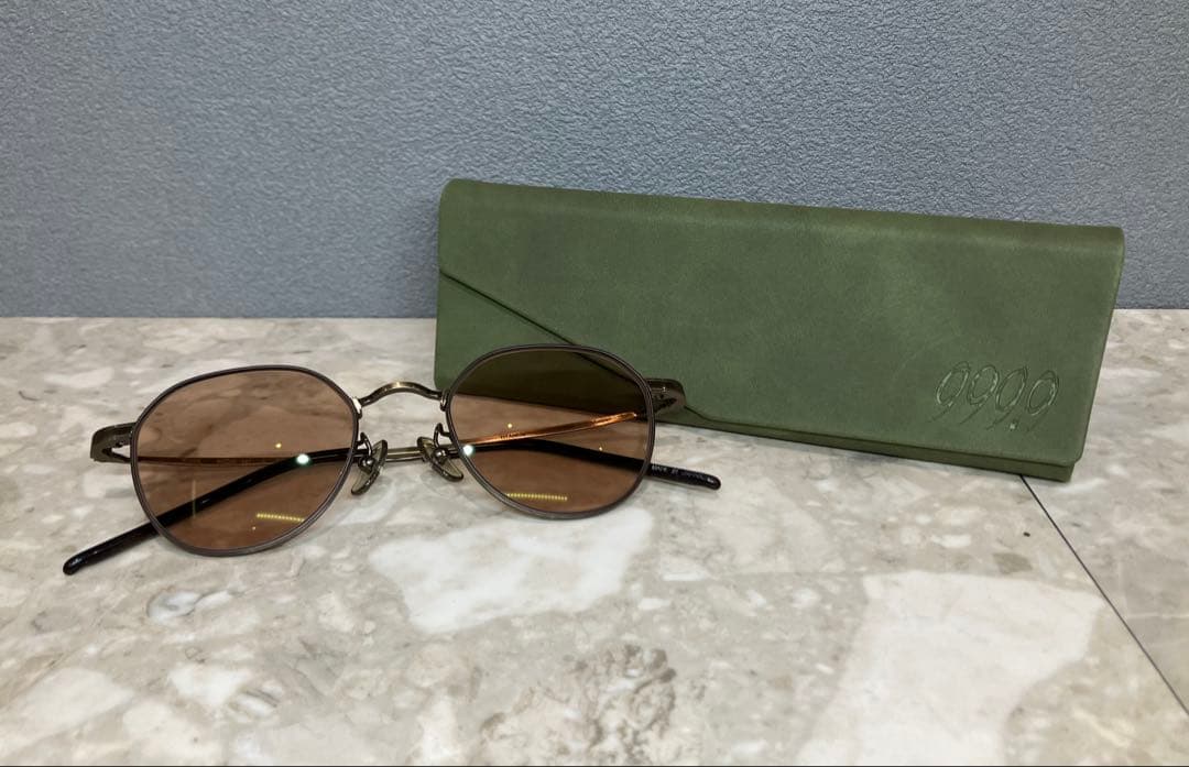 999.9 フォーナインズ　サングラス　男女兼用