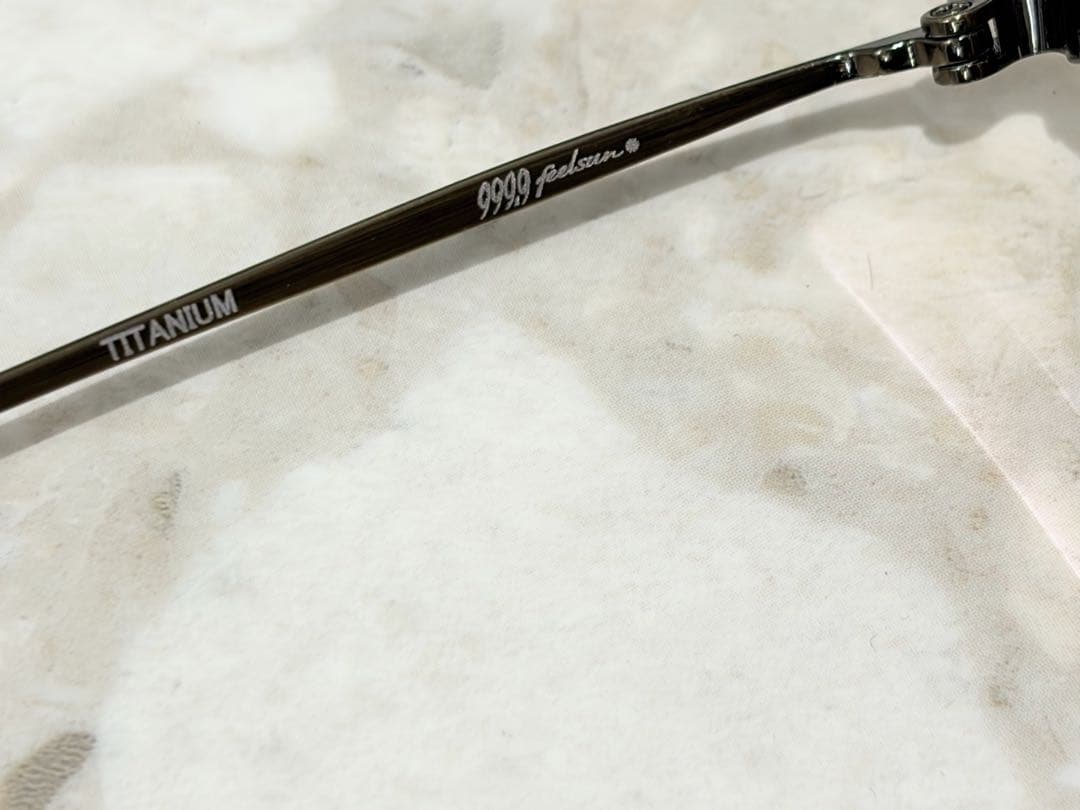 999.9 フォーナインズ　サングラス　男女兼用