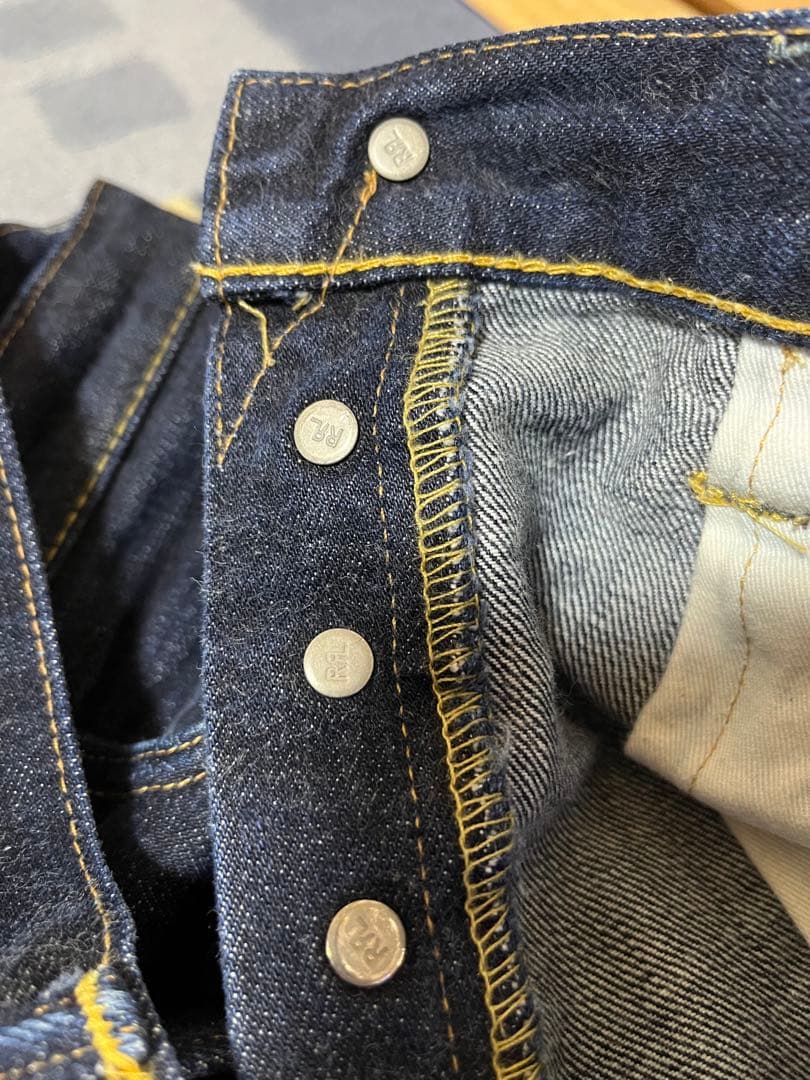 ダブルアールエル スリムフィット セルビッチ デニム