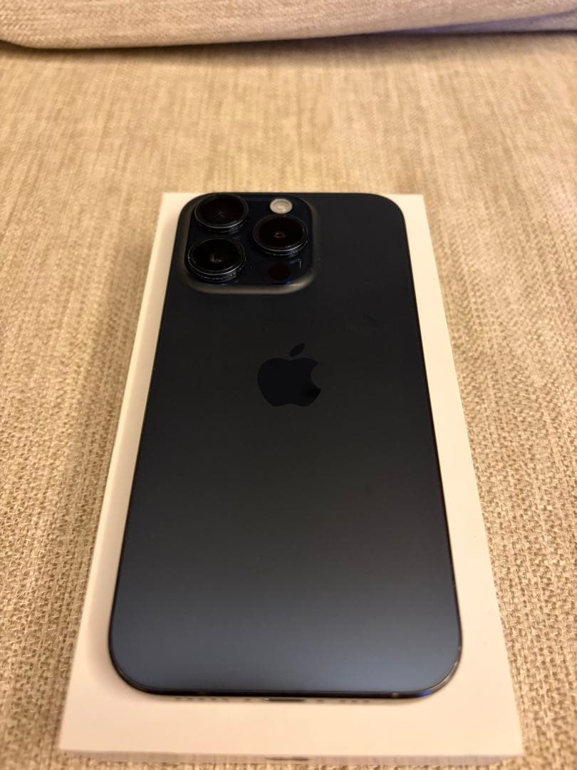 Apple iPhone 15 Pro 256GBブルーチタニウム