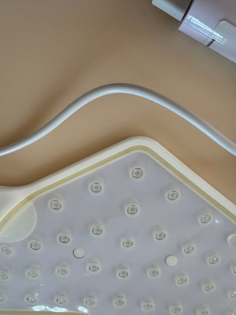 ボディ・フェイスケア CURRENTBODY LED NECK & DEC PERFECTOR