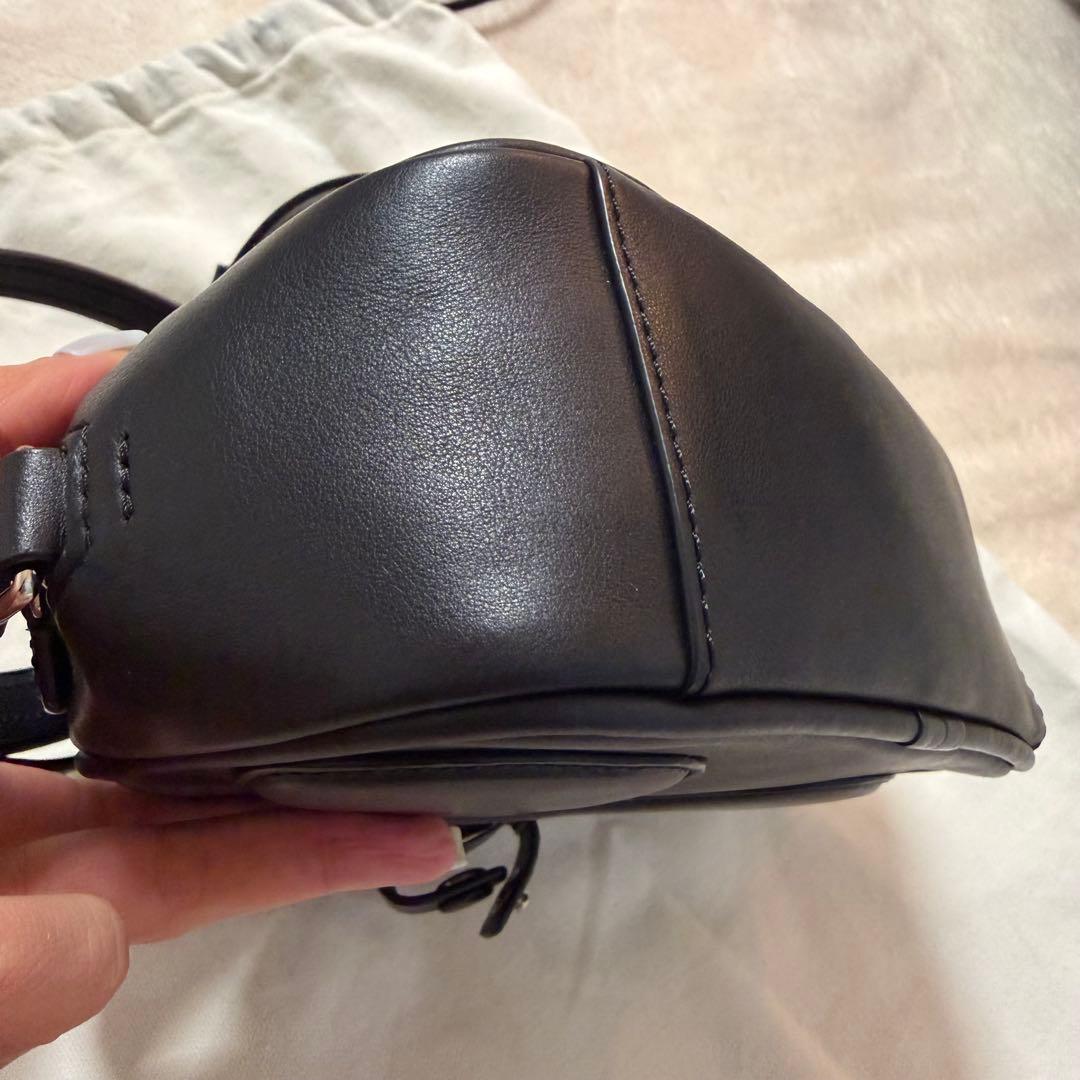 courreges ループバッグ