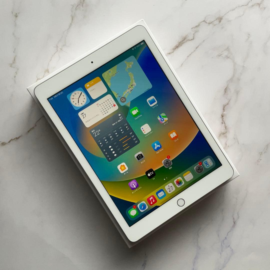 【美品】Apple iPad 第5世代 Wi-Fi 32GB
