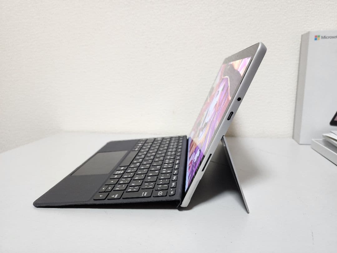 美品　surface Go 2 1926 充電51回　office