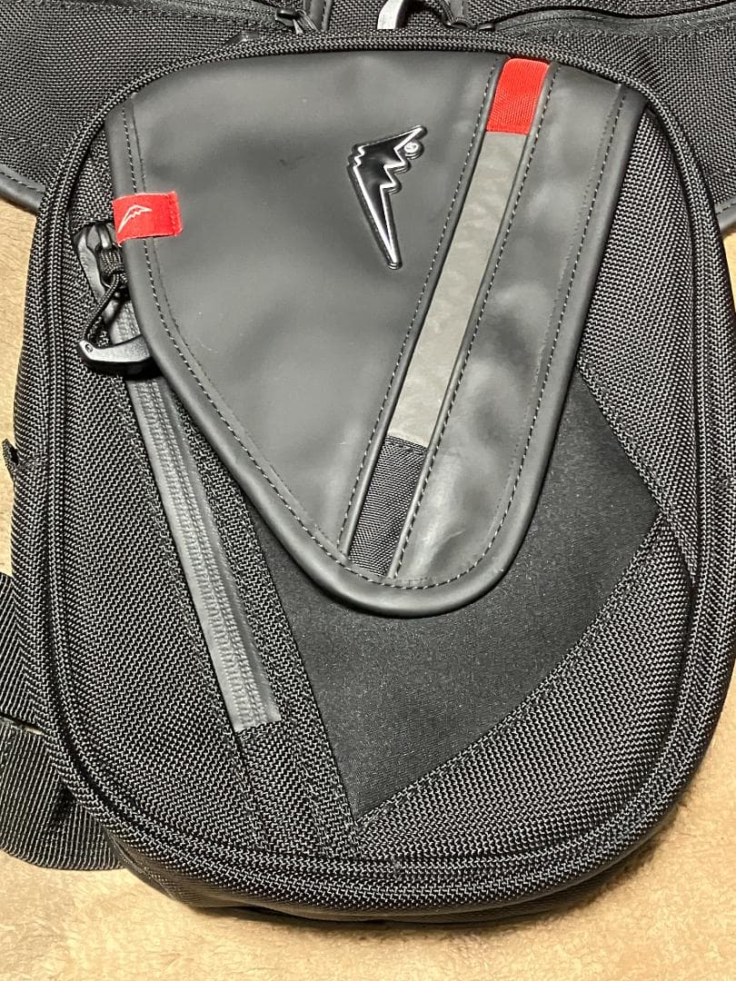 KUSHITANI クシタニ　レッグバッグ　K-3588　新同美品