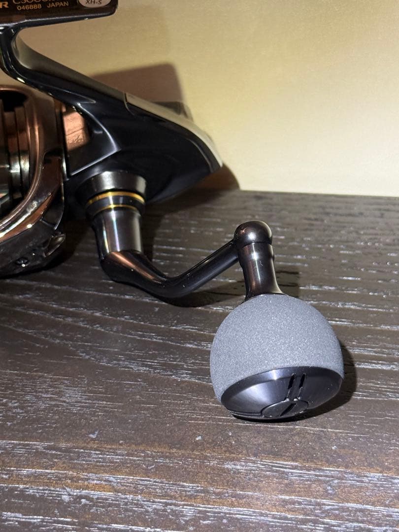 シマノ　スピニングリール　ツインパワー　C5000XG-E 未使用品