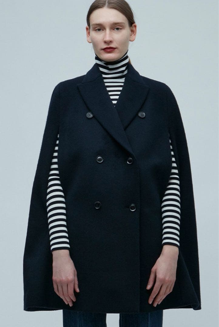 precious掲載　定価9.2万　ベイジ CLOVIS ケープ コート