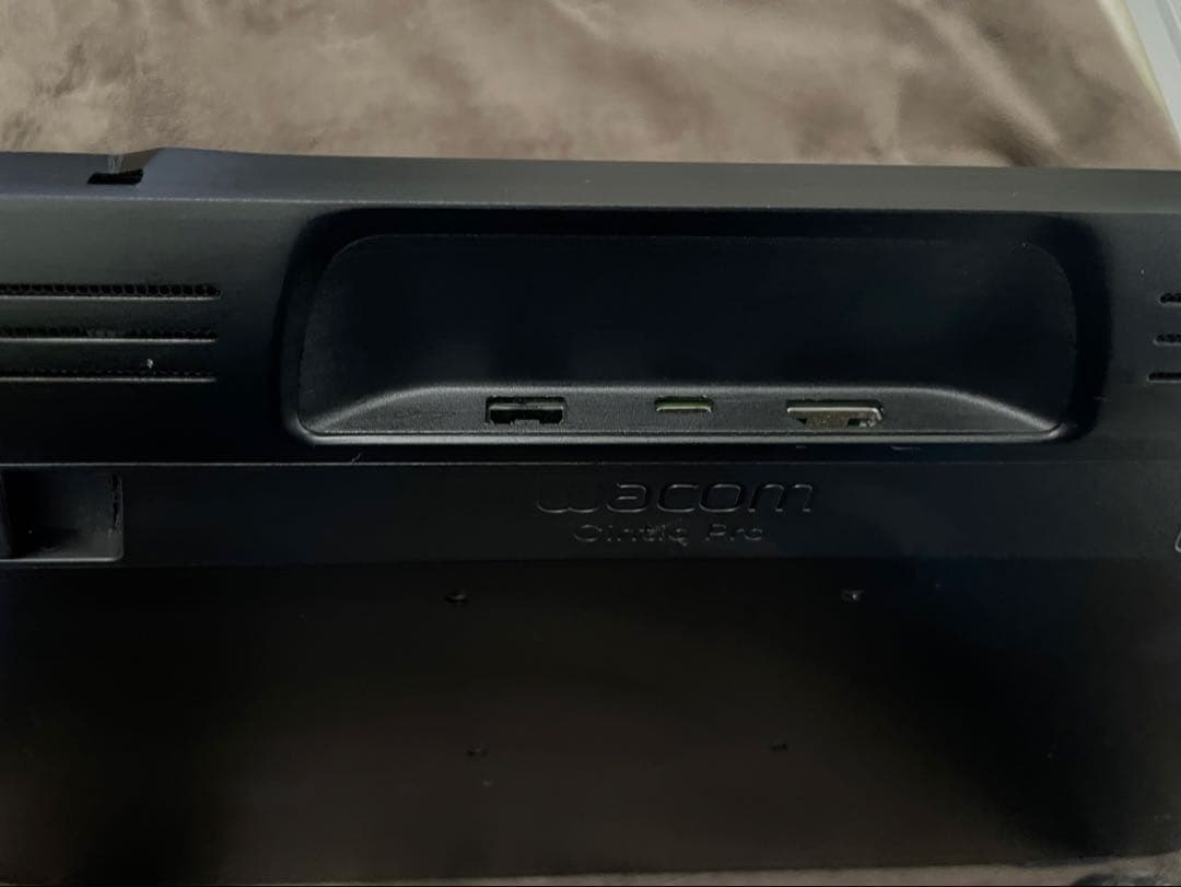 Wacom CintiqPro16 液晶ペンタブレット 本体