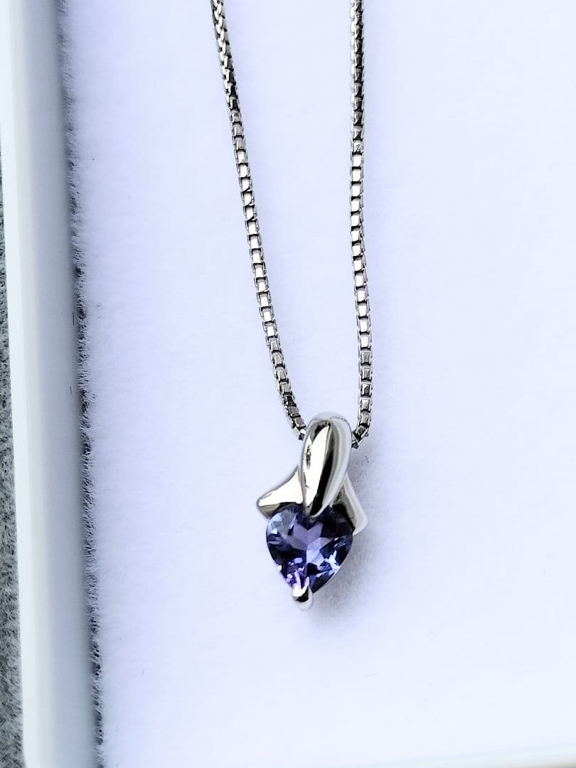 タンザナイトptネックレス