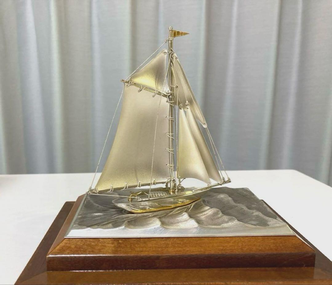 銀製帆船模型 ガラスケース付き