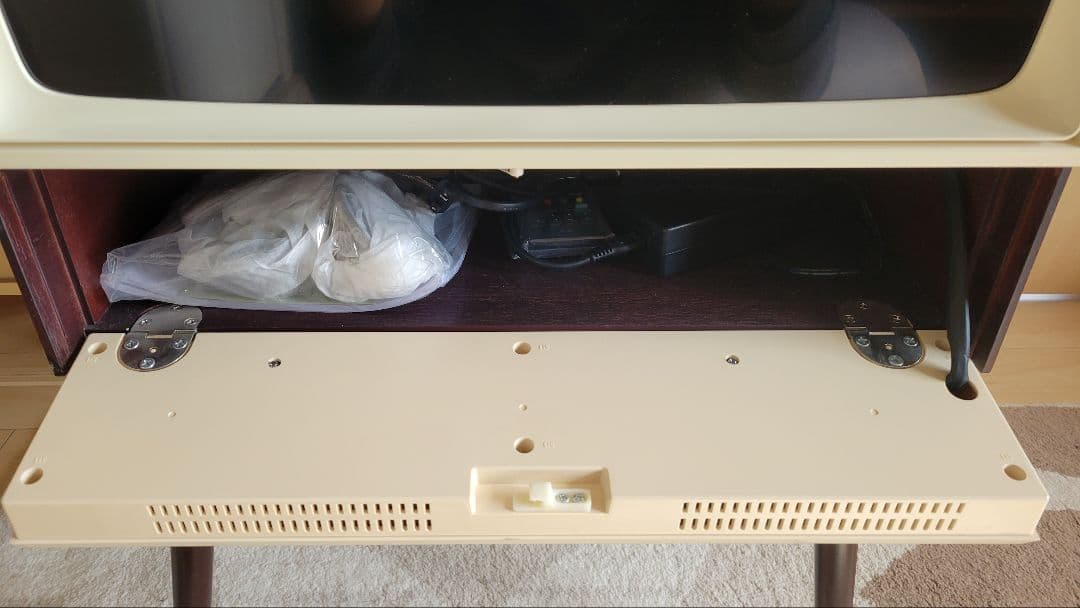 ドウシシャ　レトロ　液晶テレビ　VT203-BR