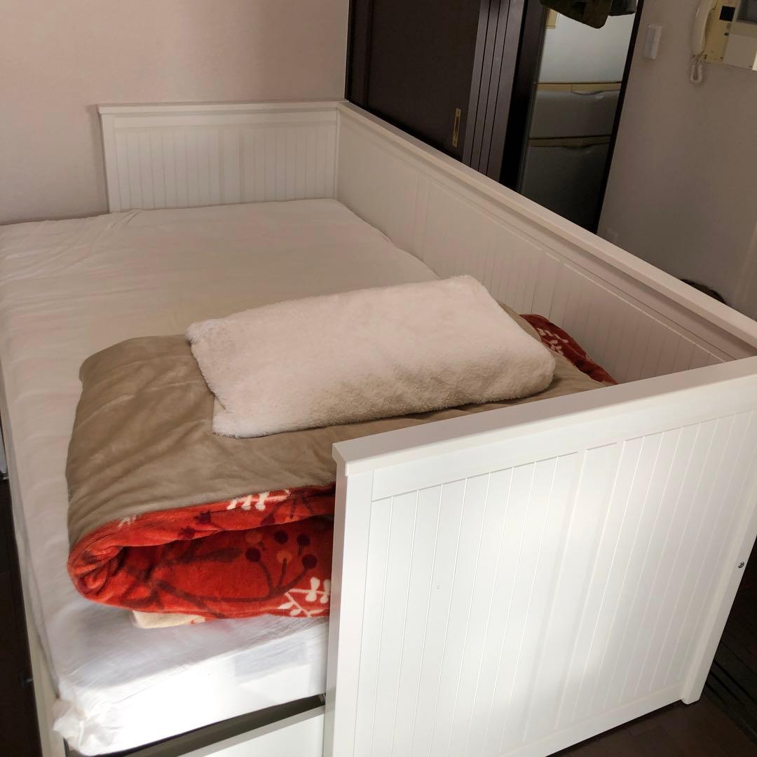 IKEAデスク、ベッドなど7点セット　大阪市中央区引き取り優先　サービス品あり