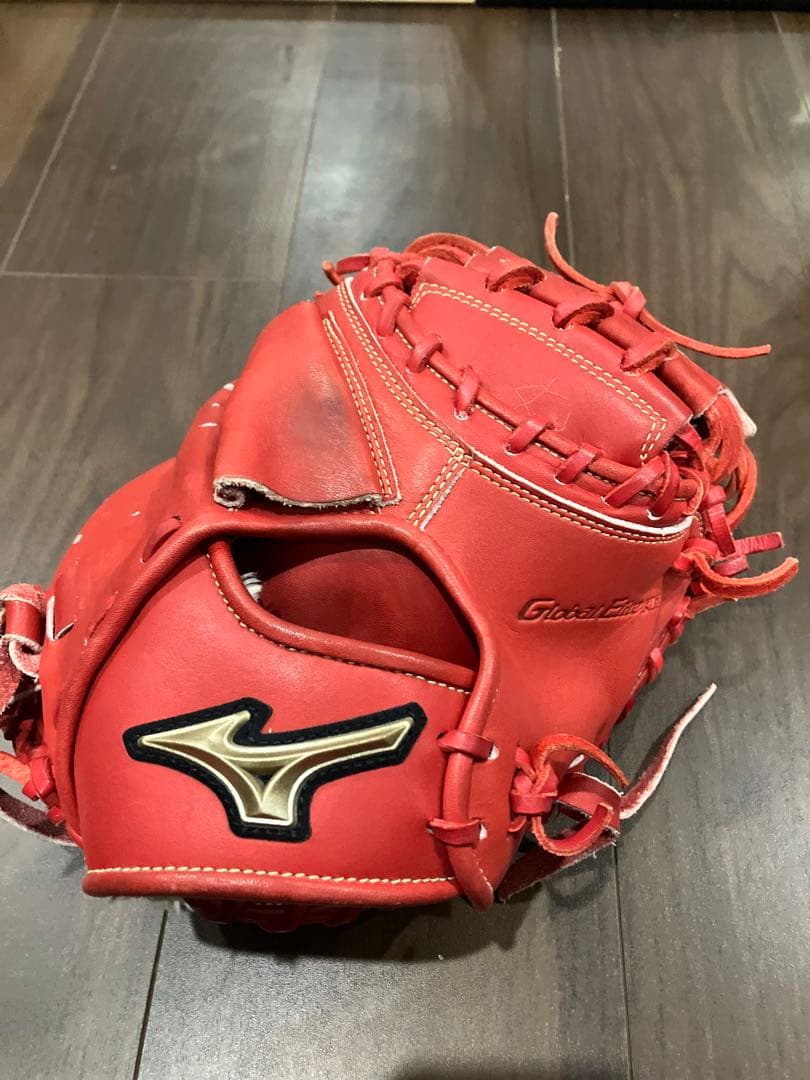 Mizuno Global Elite キャッチャーミット 赤