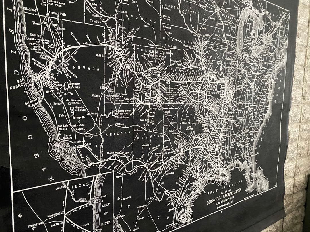 f*s様 ジャーナルスタンダードファニチャー購入 タペストリー バスロールサイン