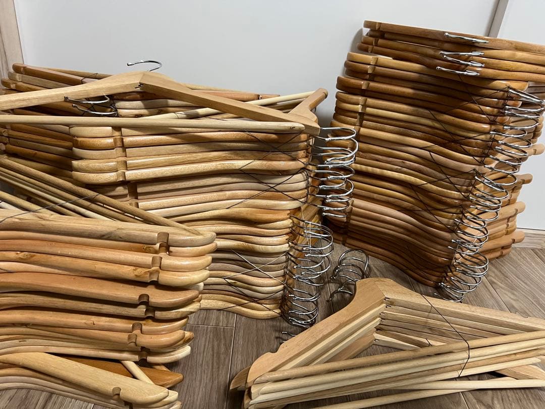 IKEA ニトリ 木製ハンガー 112本