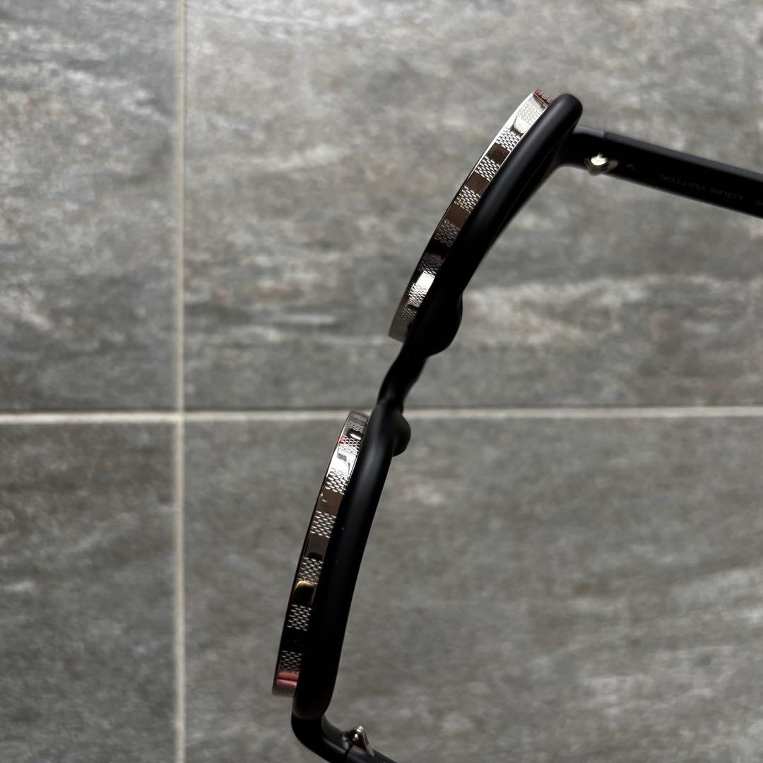 ゆきLOUIS VUITTON サングラス・LV スーパーヴィジョン