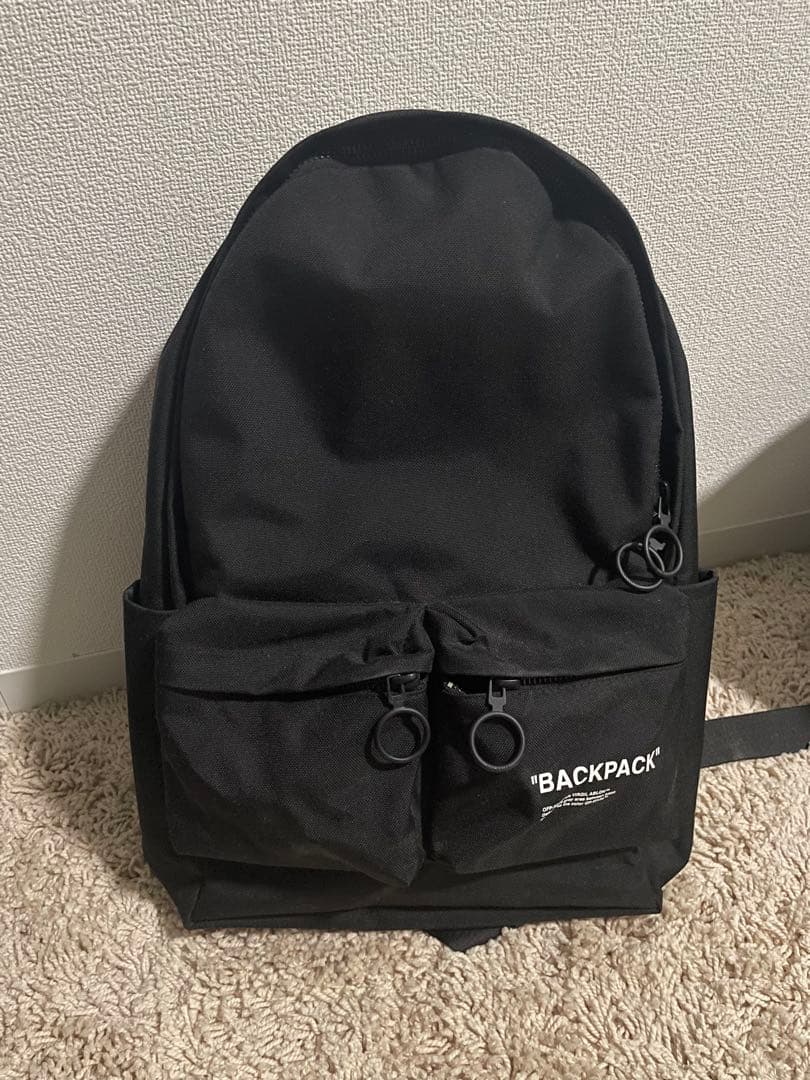 オフホワイト　off-white \