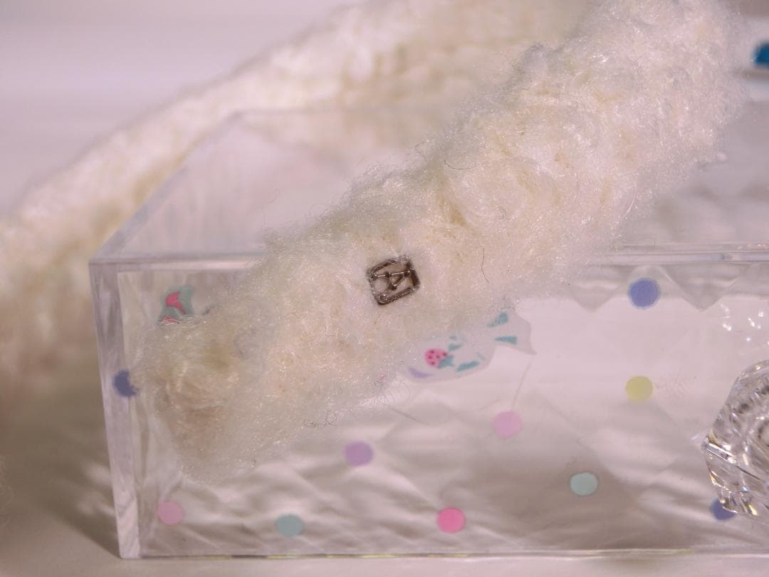 Alexandre ホワイトファー風カチューシャ