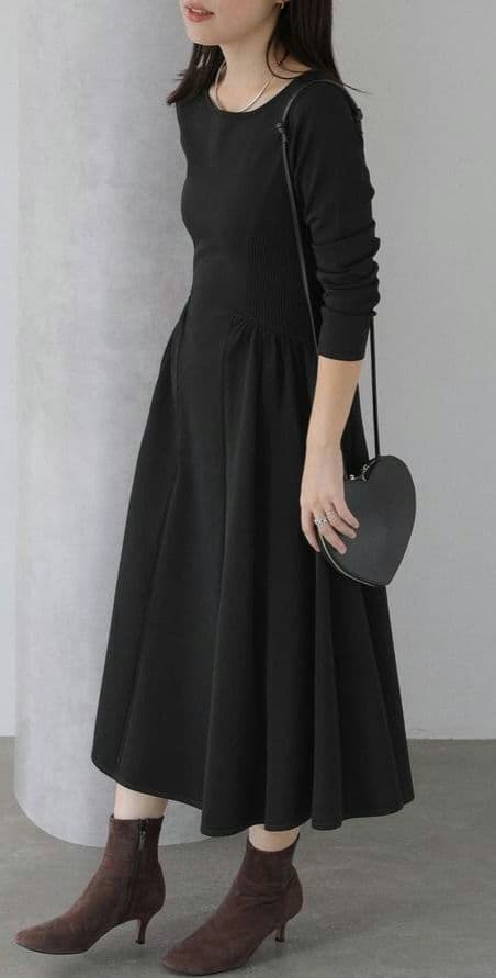 【新品】ラトータリテ フィットフレアニットワンピース