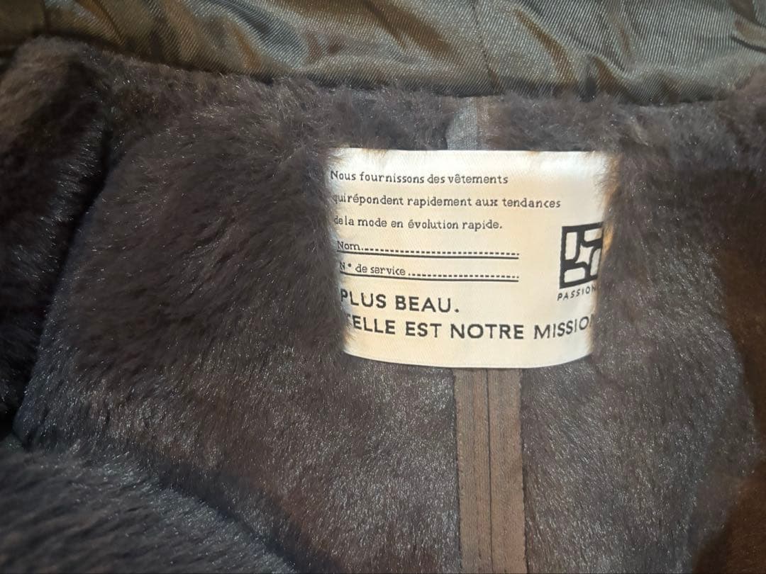 【新品未使用】PASSIONE フェークファー　フード付きベスト