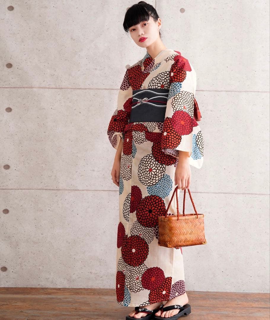 Kao⭐︎utatamne 浴衣3点セット　赤とミントのぽんぽん菊