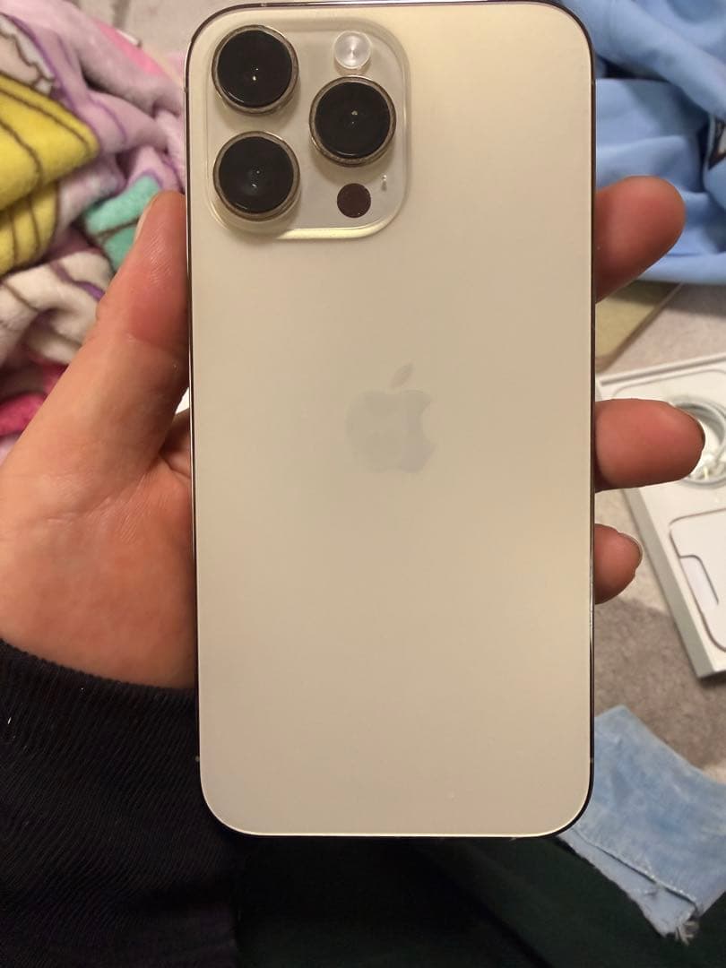 輝*き様 Apple iPhone14PROMAX 128GB GOLD
