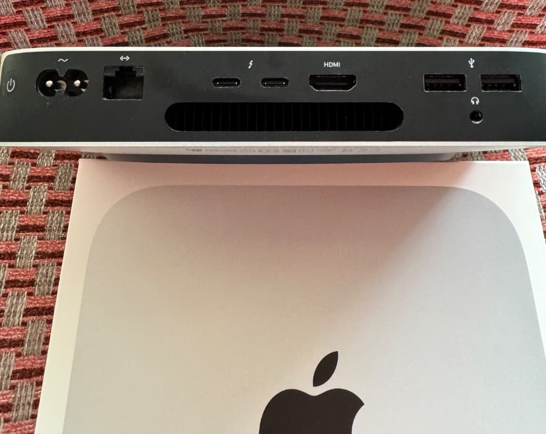 Macデスクトップ Apple Mac mini (M1 8GB/ 512 GB SSD)