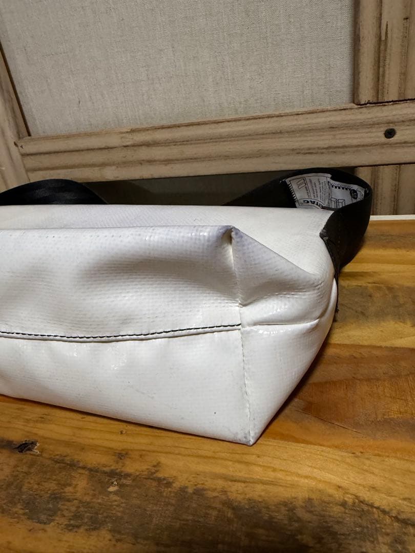 FREITAG フライターグ　hawaii ホワイト