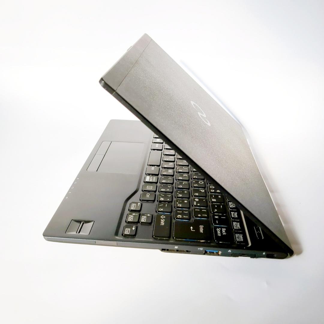 美品✨軽量薄型✨win11✨爆速SSD✨メモリ8GB✨すぐ使えるノートパソコン