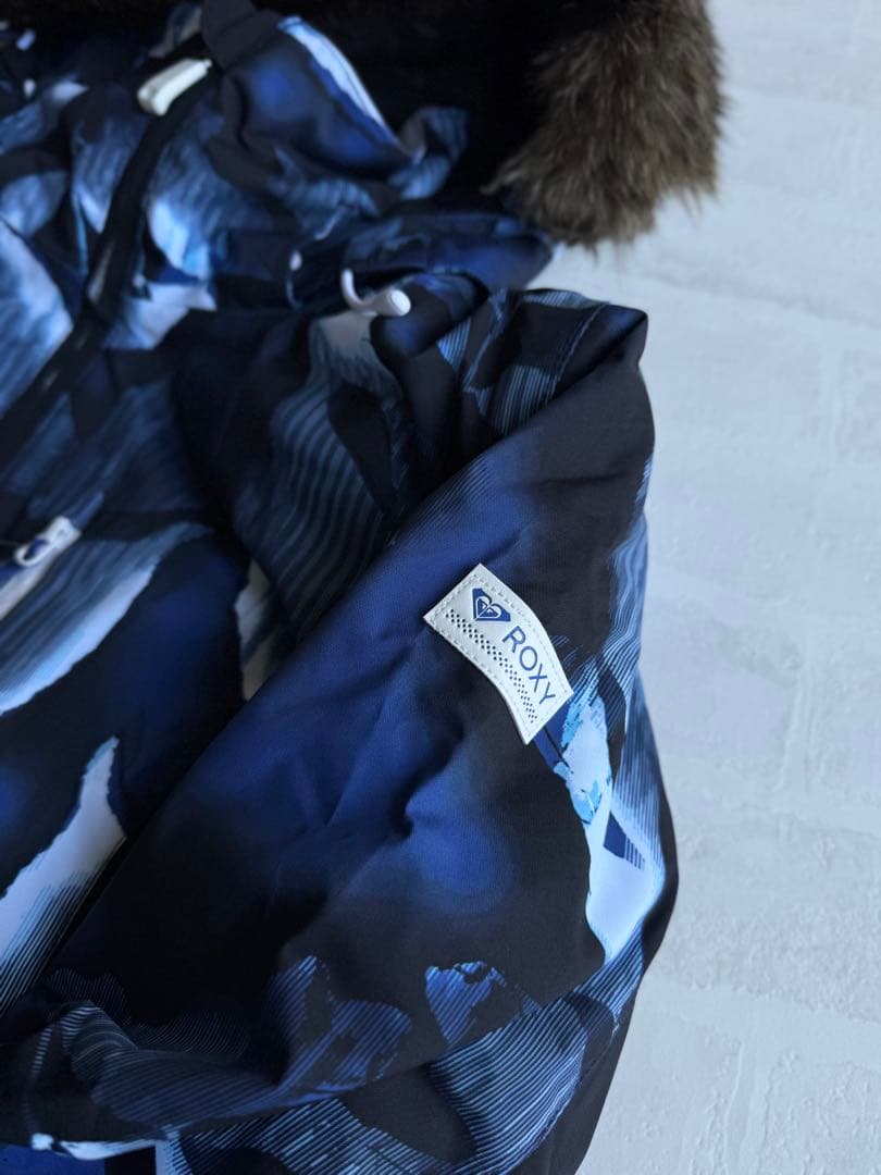 最終価格!! ロキシー スキー スノーボード ジャケット スノーウェア S 新品