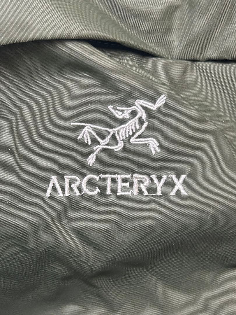 ST-318 ARC'TERYX INDEX 15 リュック オリーブグリーン