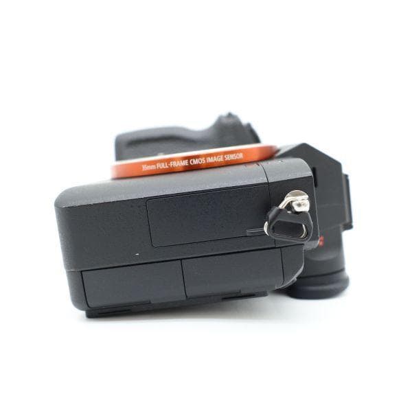 ショット数15,000！■ほぼ新品■ SONY α7RM3