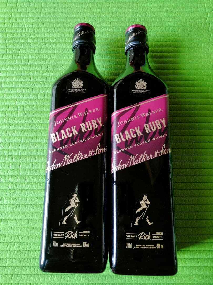 ジョニーウォーカーブラックルビー　二本