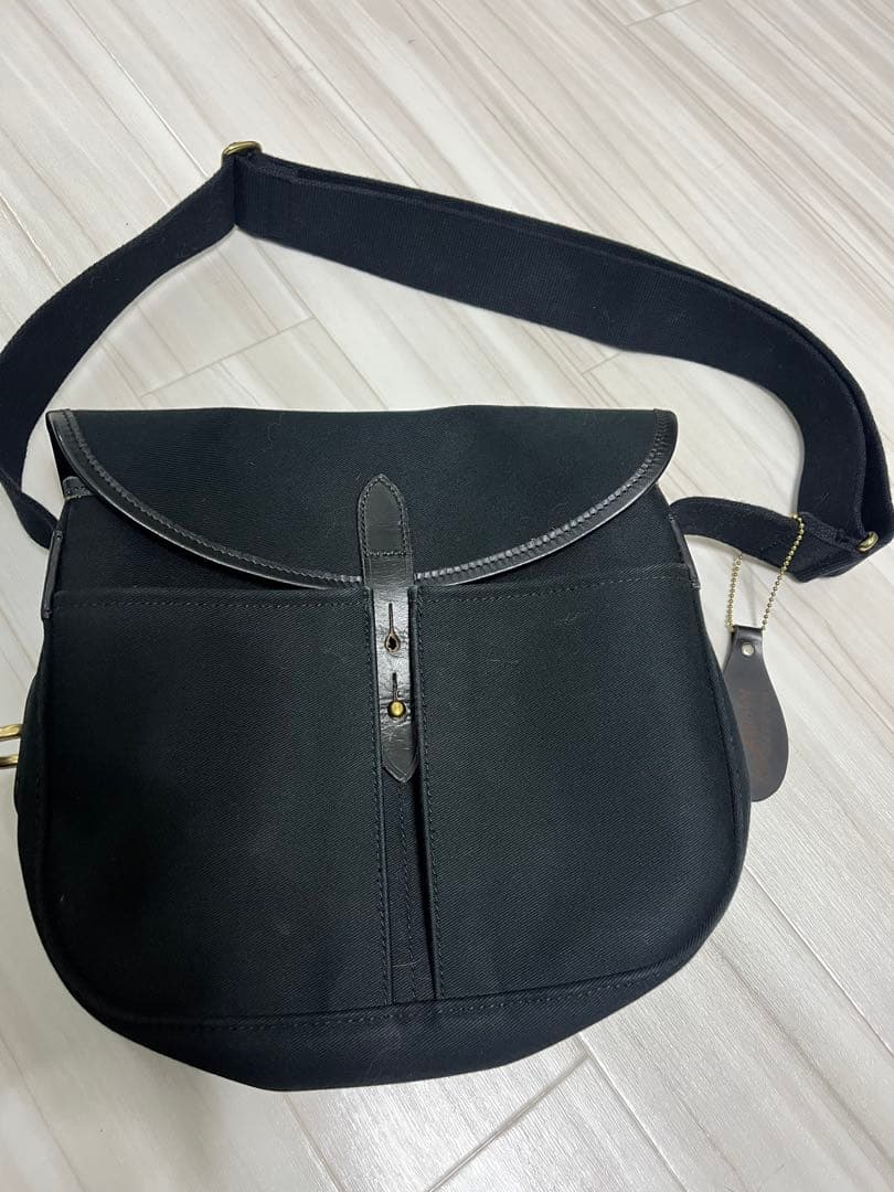 Brady stour 黒　美品