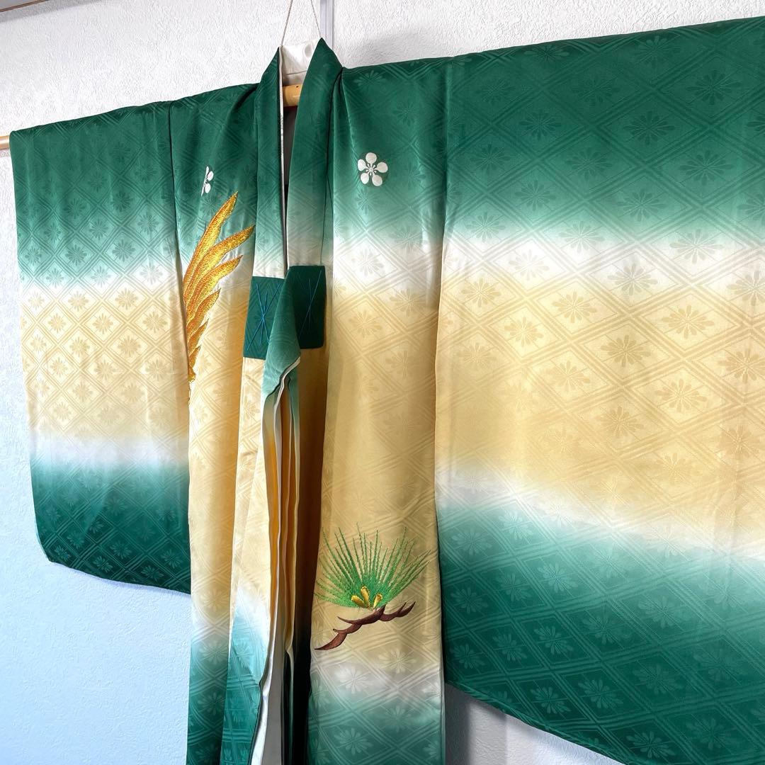 □男児正絹　お宮参り、祝着、産着　鷹総刺繍柄