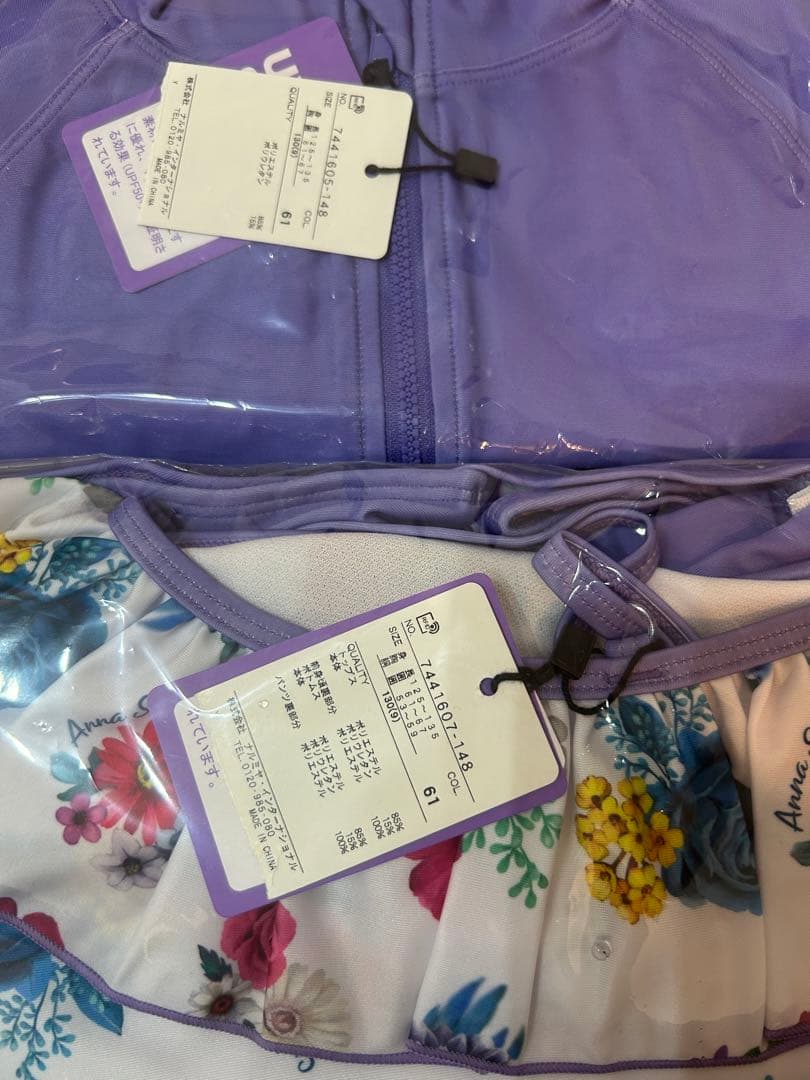 新品タグ付 130 アナスイミニ  セパレート水着 & ラッシュガード  セット