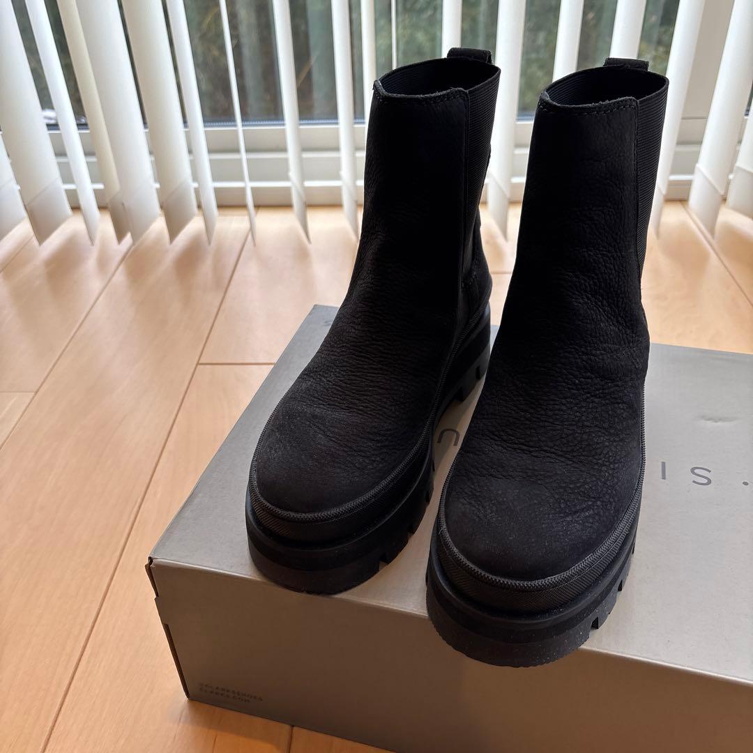 クラークス厚底ブーツ24.5 39ヌバック黒