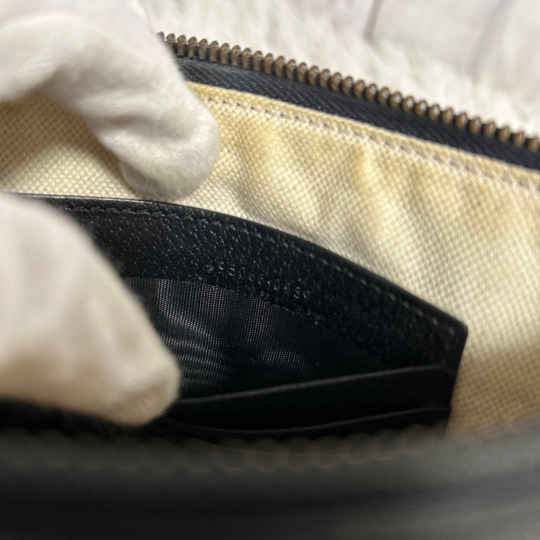 GUCCI セカンドバッグ　クラッチバッグ　ビー　ハチ　ロゴ　レザー　ブラック