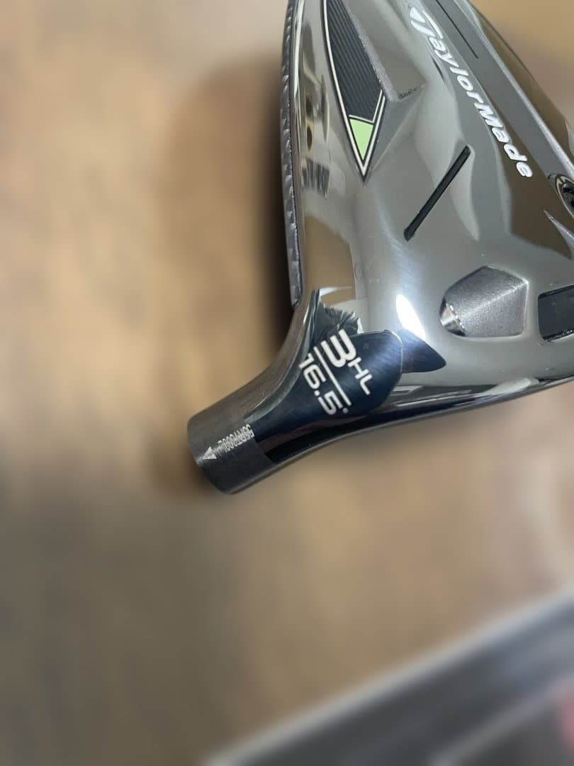 テーラーメイドQi35 フェアウェイウッド　3WHL ベッドのみ　カバー付