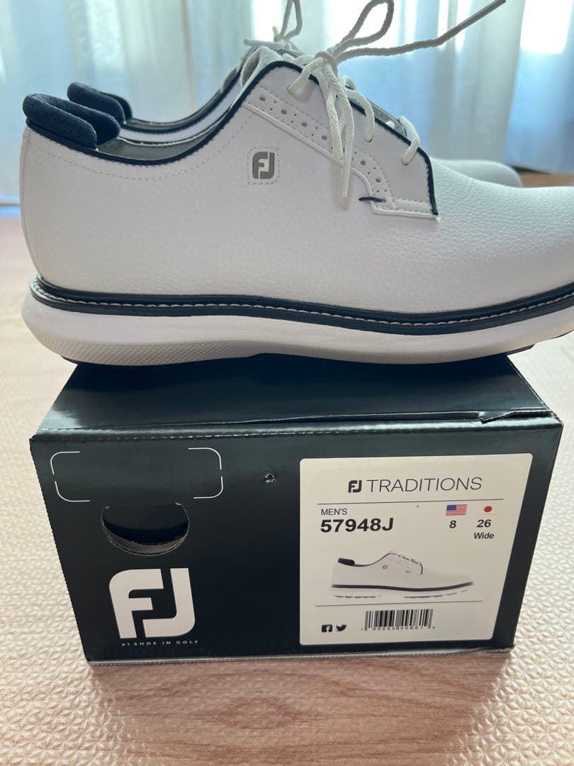 FJ ホワイト ゴルフシューズ スパイクレス