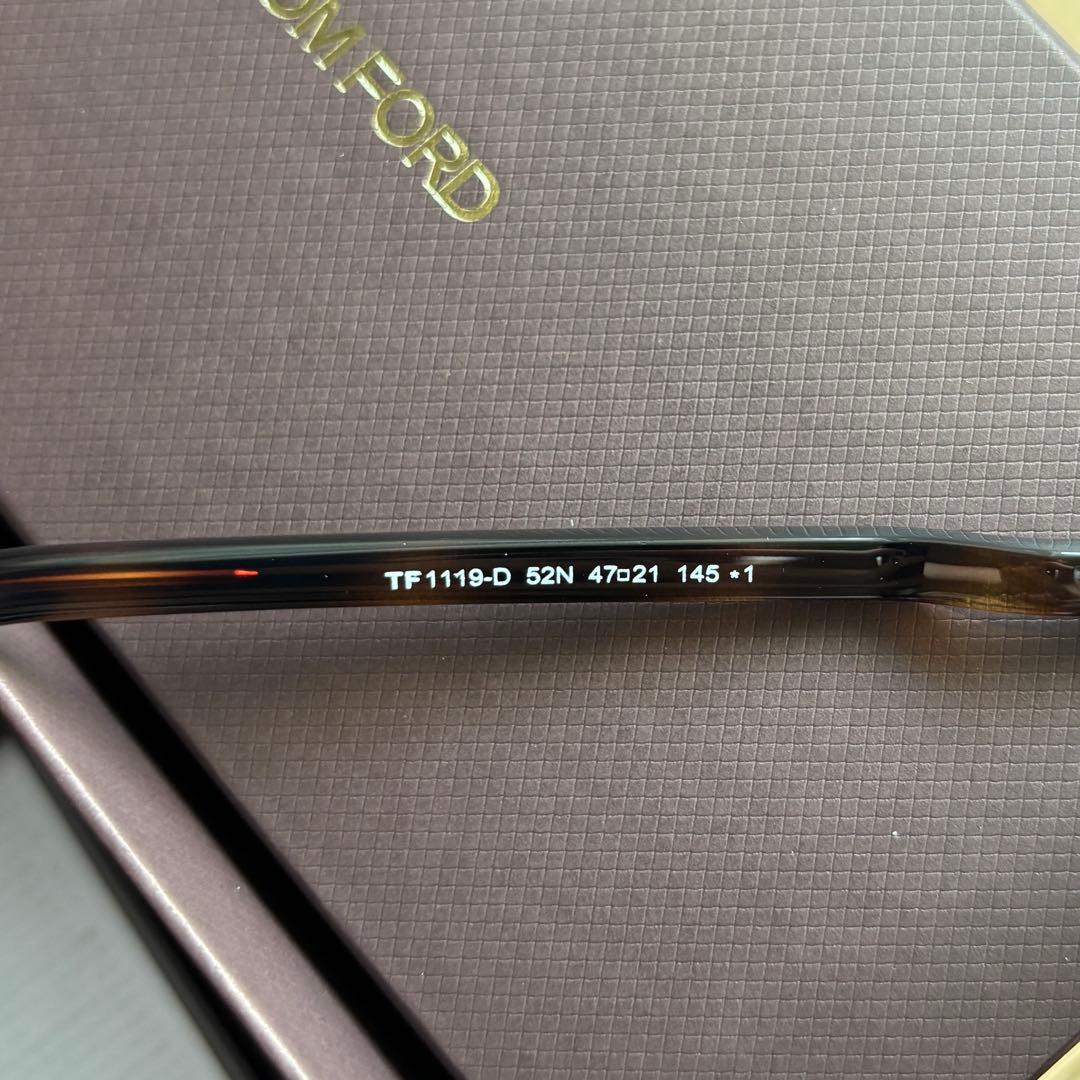 新品 TOM FORD サングラス FT1119-D 52N 47 正規品